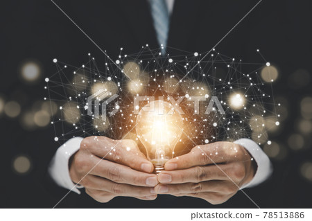 New Target business with light bulb concept, Business holding light bulb 78513886