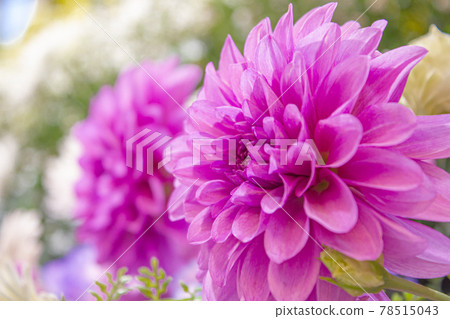 Funeral flower altar 78515043