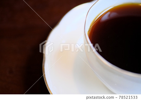 半個咖啡杯 78521533