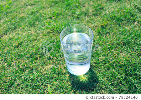 礦泉水杯 78524140