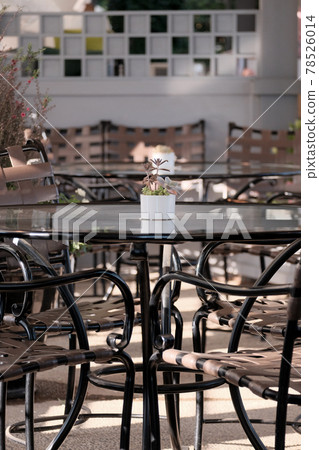 Cafe  78526014