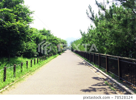 Mitoma Shiohama Beach Promenade [Horizontal] 78528124