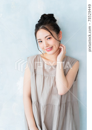 一個女人在他的tw 一個女人在他的tw 78529449