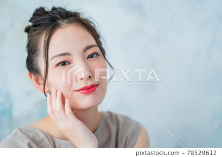 20多歲女孩的美麗 78529612