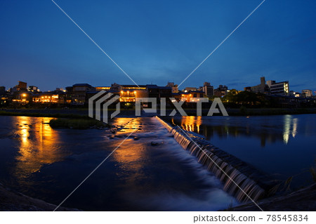 Night view of Kamogawa River taken with a fisheye lens 78545834