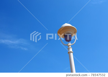 Clear skies, clouds and street lights Clear skies, clouds and street lights 78547532