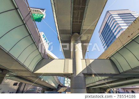 [Under the Metropolitan Expressway viaduct of Edobashi] 78554186
