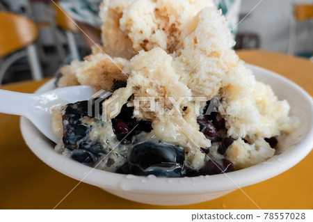 shave ice with mesona black herbal tea shave ice with mesona black herbal tea 78557028