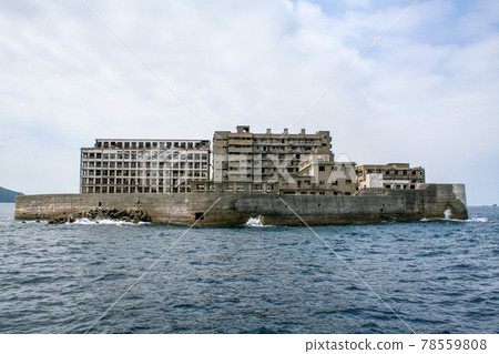 World Cultural Heritage seen from the sea Gunkanjima (Hashima / Nagasaki) World Cultural Heritage seen from the sea Gunkanjima (Hashima / Nagasaki) 78559808