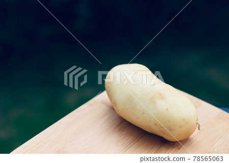 New potato make-in 78565063
