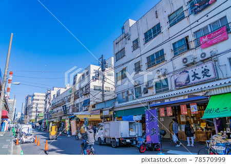 Cityscape of Tokyo Tsukiji Outer Market Cityscape of Tokyo Tsukiji Outer Market 78570999