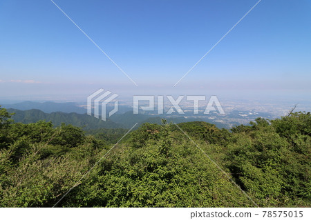 從神奈川縣丹澤市的小山山頂眺望 78575015