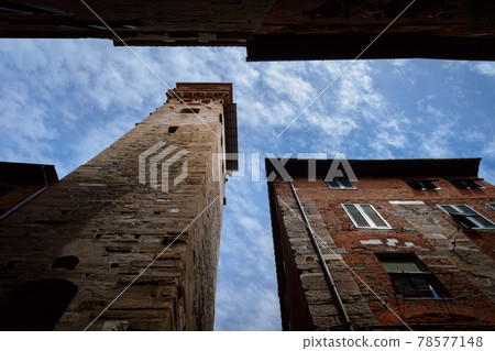 Torre delle ore, clock tower in Lucca (Italy) 78577148
