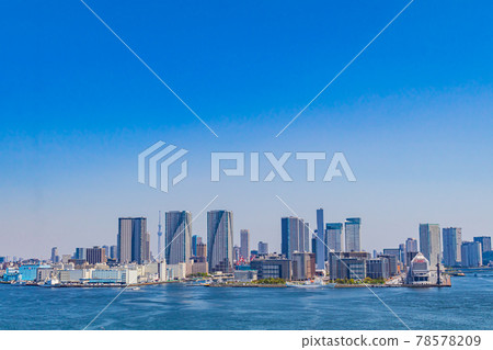 [Tokyo cityscape] View of Tokyo city from Rainbow Bridge 78578209