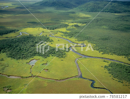 Chiruwatsunai River seen from the sky (Tsurui Village, Hokkaido) 78581217