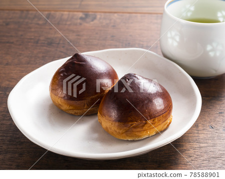 栗子蛋糕 78588901