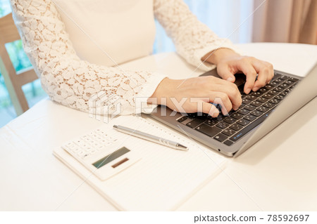 Personal computer, laptop, keyboard, typing, telework, remote work, home work, female Personal computer, laptop, keyboard, typing, telework, remote work, home work, female 78592697