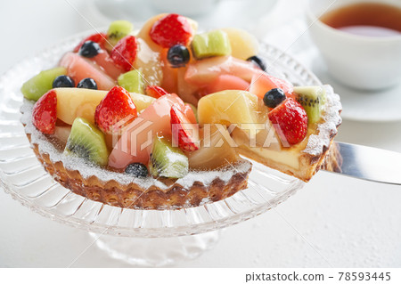 Fruit tart  78593445