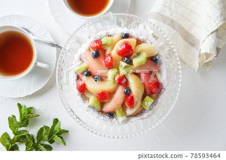 Fruit tart  78593464