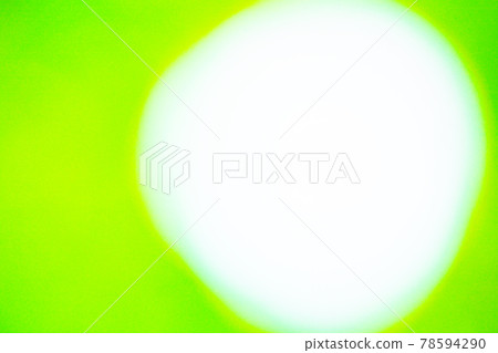 Out-of-focus 78594290