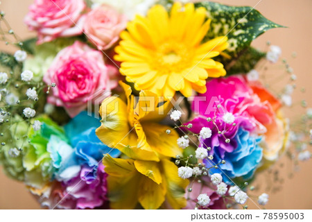 彩虹色花束 彩虹色花束 78595003