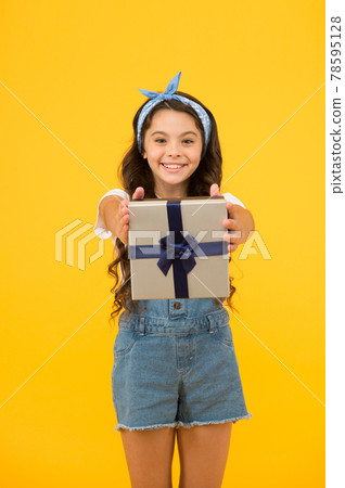 Happiness of giving. Celebrate birthday. Kid birthday gift. Happiness of giving. Celebrate birthday. Kid birthday gift. 78595128