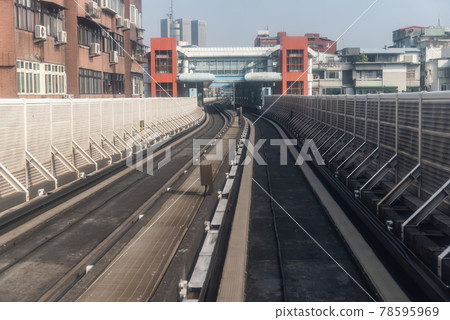 捷運 軌道 交通工具 大眾運輸 MRT 交通設施 旅遊 旅行 78595969