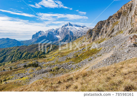 Mount Fisht at autumn day time. Caucasus. 78598161