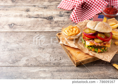 Beef burger with bacon 78609167