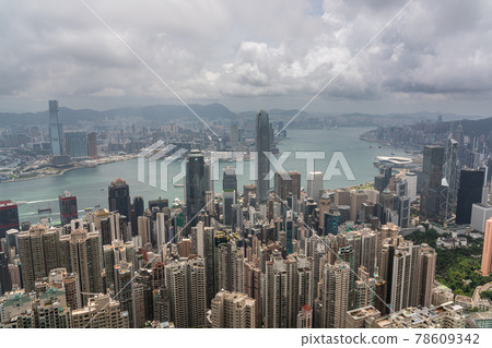 Hong Kong financial district skyline in a beautiful day from Victoria peak 78609342