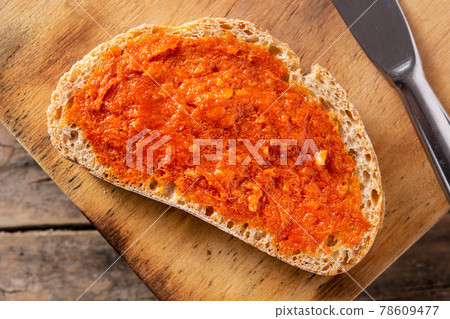 sausage, bread, food 78609477