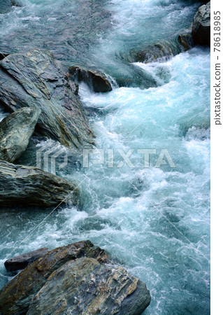 A pure mountain stream over which "Kazura Bridge" is built A pure mountain stream over which "Kazura Bridge" is built 78618985