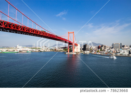 福岡縣北九州市若門大橋和多海灣的風景 78623668