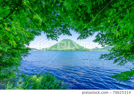 新鮮的綠色榛名山/榛名湖<群馬縣高崎市> 新鮮的綠色榛名山/榛名湖<群馬縣高崎市> 78625314