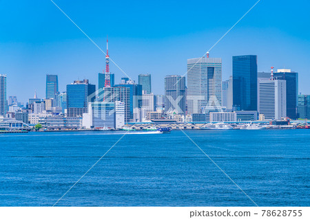 從台場彩虹橋長廊看東京的都市風景 從台場彩虹橋長廊看東京的都市風景 78628755