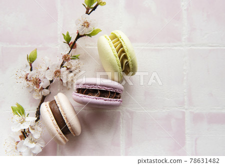 French sweet macaroons 78631482