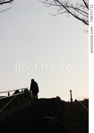 Silhouette of a woman "elderly" Countryside scenery and sky | Silhouette of a woman "elderly" Countryside scenery and sky | 78635712