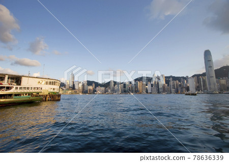 Star Ferry connects Hong Kong Island and Kowloon. 23 June 2006 Star Ferry connects Hong Kong Island and Kowloon. 23 June 2006 78636339