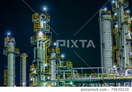 Night view of the complex / factory 78639220
