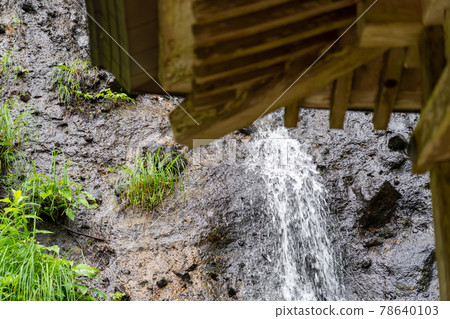 Dewasanzan Shrine in early summer, Kaedegawa Shrine and Suga Waterfall, Tsuruoka City, Yamagata Prefecture 78640103