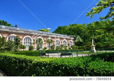 Taken on June 2, 2020, in the Luxembourg Gardens, Paris, France. 78649054