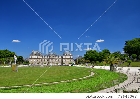Taken on June 2, 2020, in the Luxembourg Gardens, Paris, France. 78649068