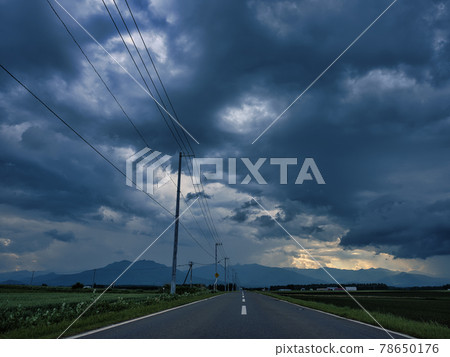Rough sky 78650176