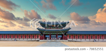 Gyeongbok palace in Seoul City, Gyeongbokgung palace landmark of Seoul, South Korea, Korean wooden traditional house in Gyeongbokgung the main royal palace of Joseon dynasty. Gyeongbok palace in Seoul City, Gyeongbokgung palace landmark of Seoul, South Korea, Korean wooden traditional house in Gyeongbokgung the main royal palace of Joseon dynasty. 78652551