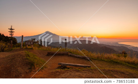 從濱石岳(黎明)看到的富士山 從濱石岳(黎明)看到的富士山 78653188
