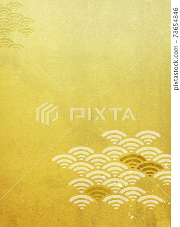 Basic Japanese style background composed of gold leaf and waves 78654846