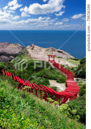 Motonosumi Shrine in a superb view, Nagato City, Yamaguchi Prefecture 78656266
