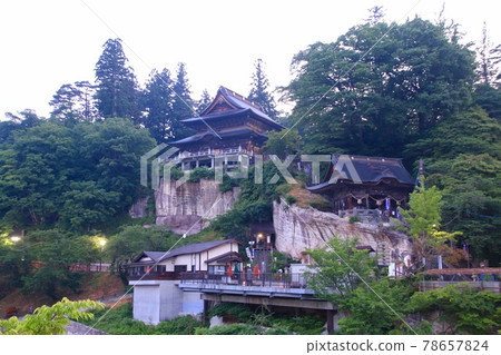 清晨福滿國藏尊恩藏寺(福島縣柳津町) 清晨福滿國藏尊恩藏寺(福島縣柳津町) 78657824