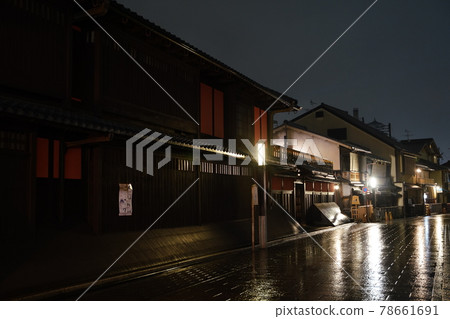 只園花見小路的夜景 只園花見小路的夜景 78661691