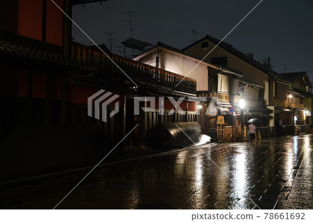 只園花見小路的夜景 只園花見小路的夜景 78661692